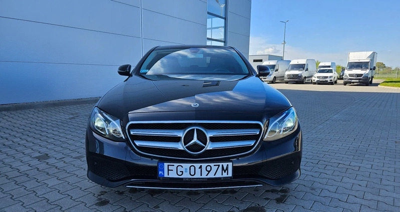 Mercedes-Benz Klasa E cena 129900 przebieg: 120374, rok produkcji 2017 z Krzywiń małe 106